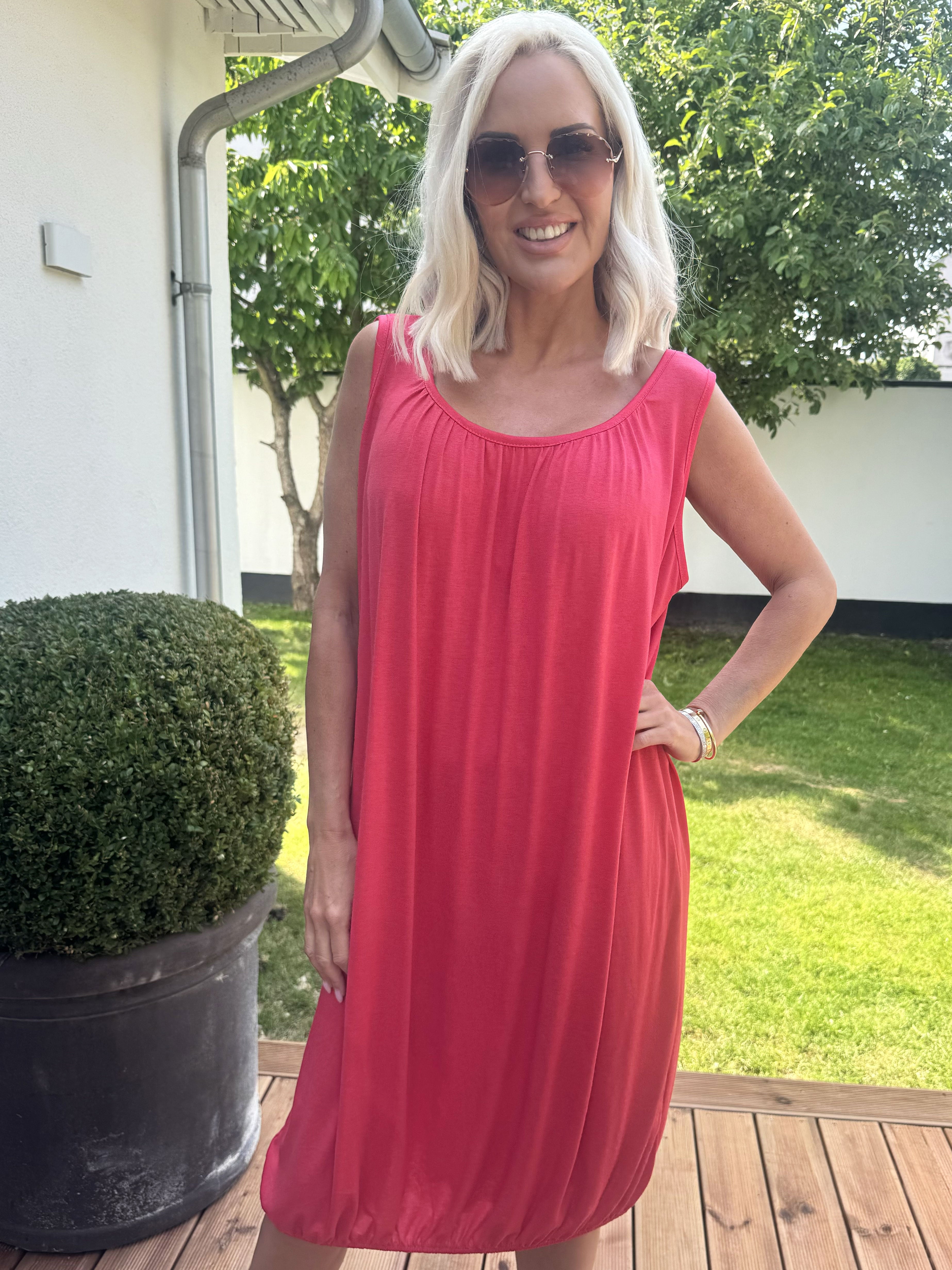 Miracle Sleeveless Dress - Basis kjole i viskose med elastik forneden